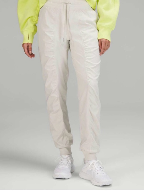 lululemon athletica Pants - Lululemon Cream Dance Studio Mid-Rise Jogger -size 6